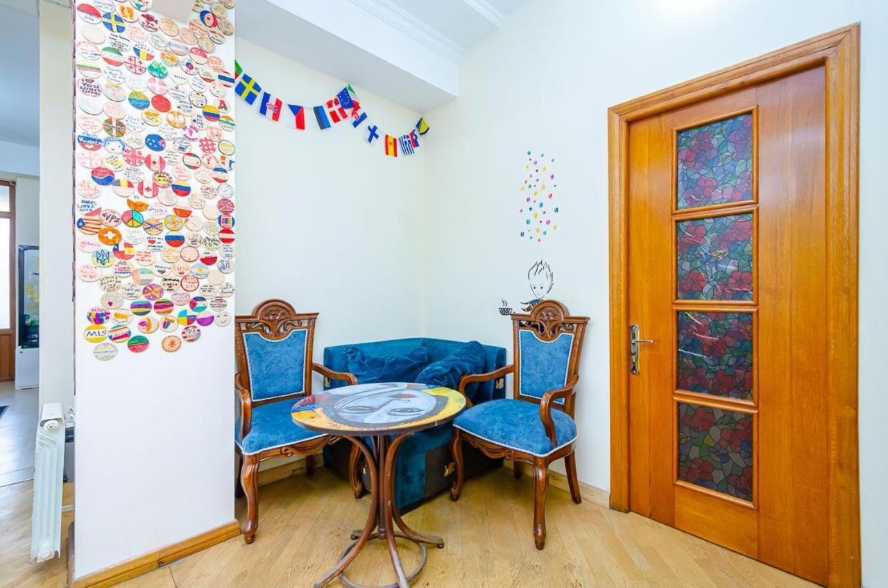 Areva Hostel & Apartment 예레반 외부 사진